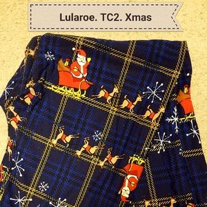 Christmas lularoe leggings. TC2